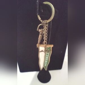 Slytherin Key Chain/Clip Harry Potter Hogwarts Collectible Warner Bros Ent., Inc